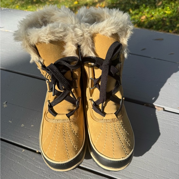 SOREL Women's Winter / Snow Tivoli II Suede Short Boot, Sz 7 - Picture 7 of 9